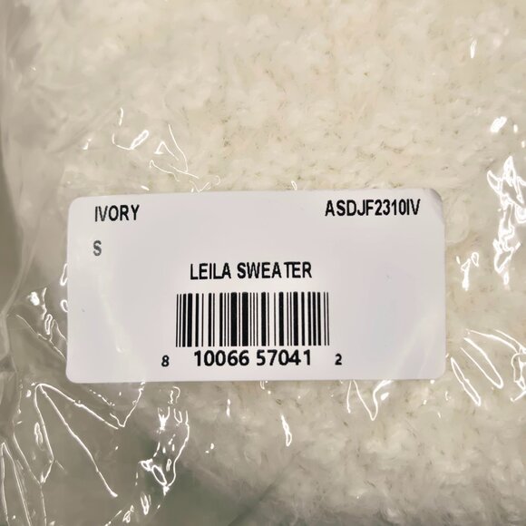 NWT AREA STARS LEILA FUZZY EYELASH DOLMAN SLEEVE IVORY CREAM SWEATER SMALL - Picture 11 of 12